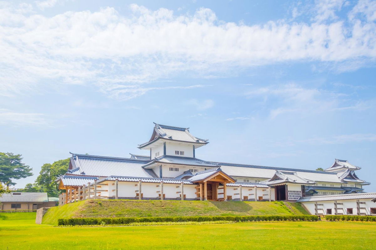 Kanazawa Hakuchoro Hotel Sanraku -Natural Hot Spring-