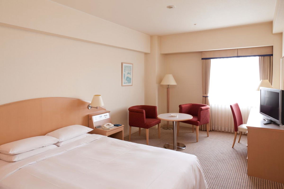 Hotel Hewitt Koshien photo 2