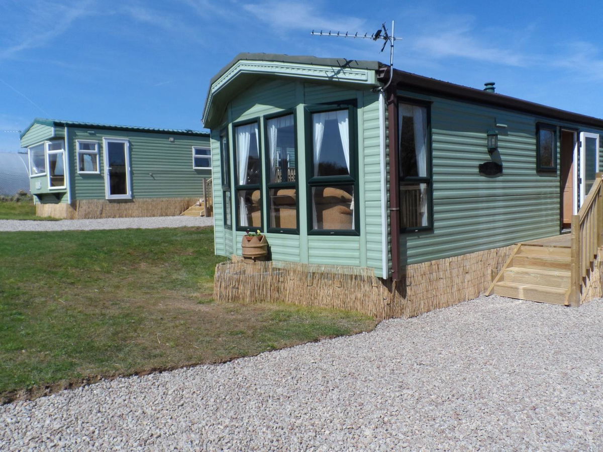 Luxury Mobile Home near Perranporth situated on a quiet farm in Truro, GB
