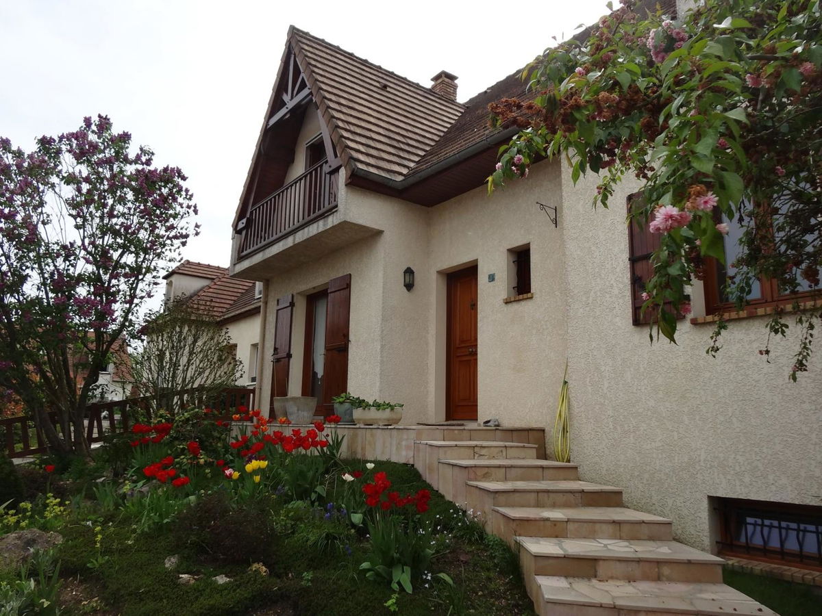 3 Chambres-Disneyland Paris in Saint-Thibault-des-Vignes, FR