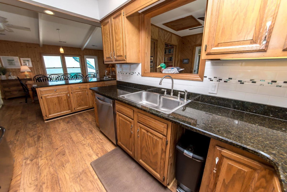 Breakaway - Duck, Sanderling, Oceanfront, Ocean View, Pets OK, Community Pool photo 3
