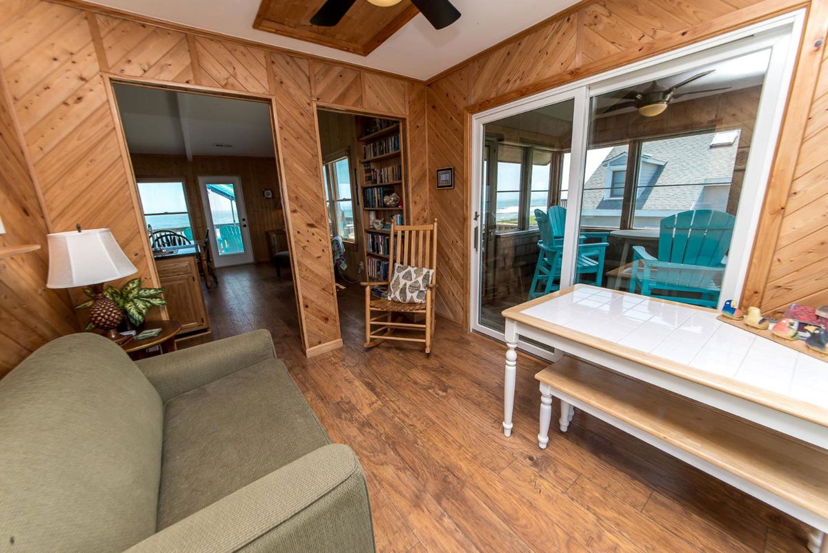Breakaway - Duck, Sanderling, Oceanfront, Ocean View, Pets OK, Community Pool photo 4