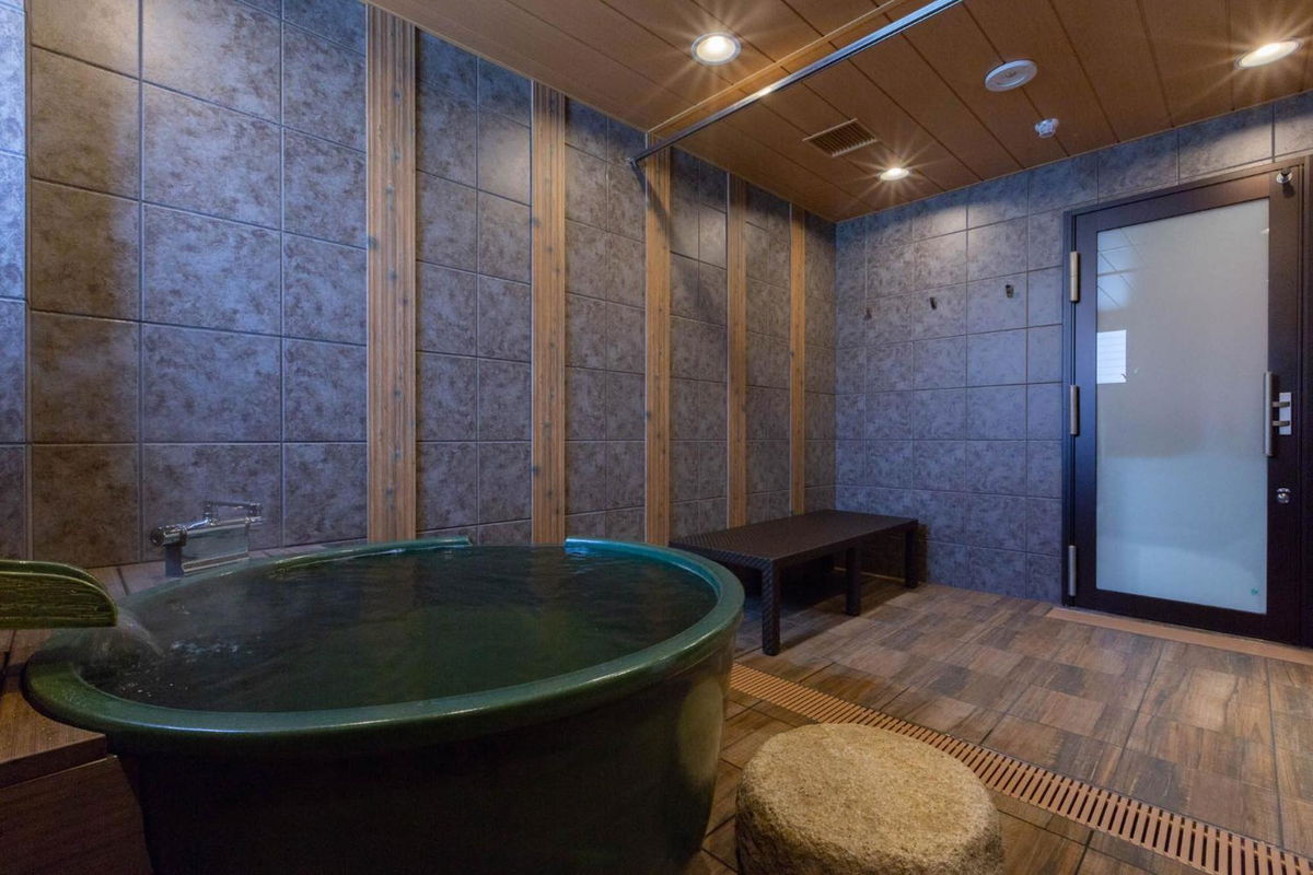 Hot Spring Osaka Hinode Hotel Nipponbashi photo 3