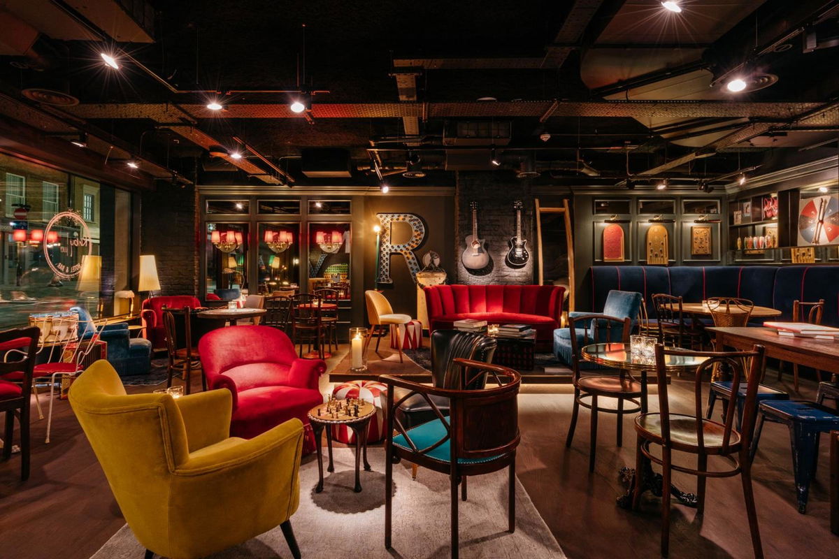 Ruby Lucy Hotel London by IHG photo 4