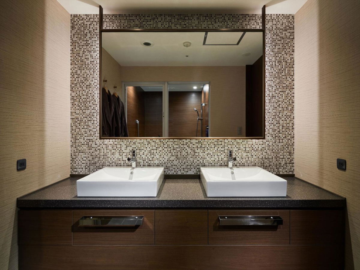 Okinawa NaHaNa Hotel & Spa photo 2