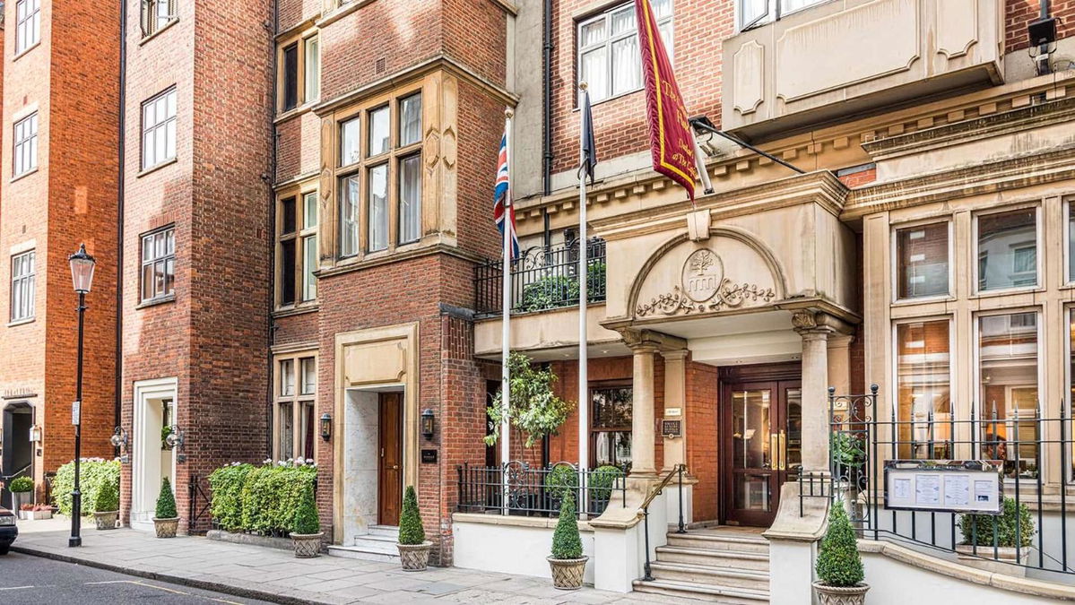 The Capital Hotel, Apartments & Townhouse - Small Luxury Hotels of The World in London, gb
