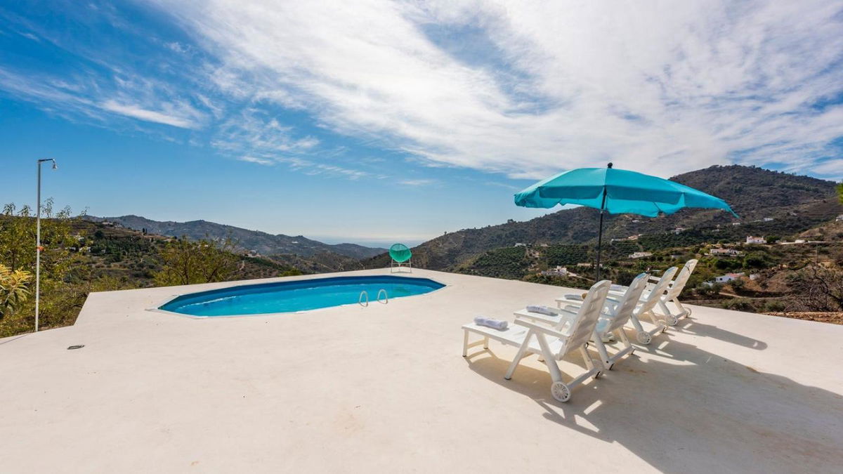 Villa Felicidad Sayalonga by Ruralidays in Sayalonga, ES