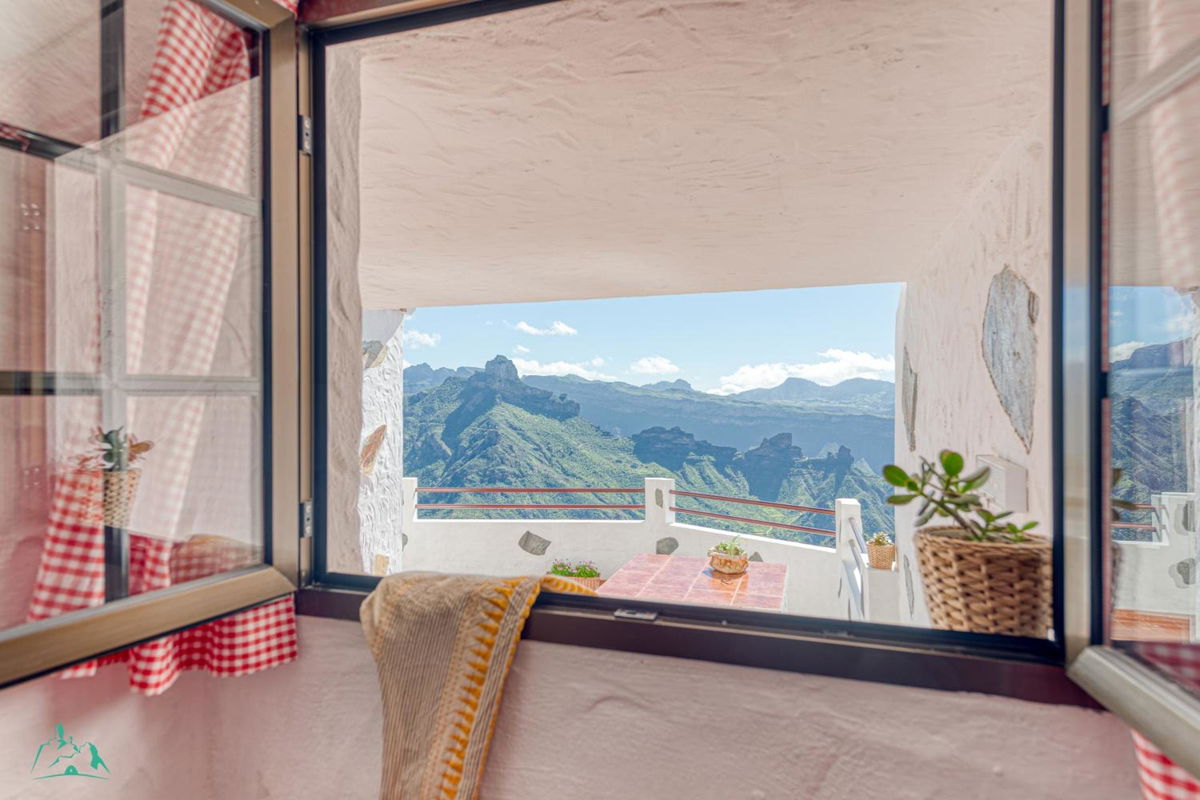 Living Artenara - CAVE HOUSE & TERRACE Adults Only in Artenara, ES