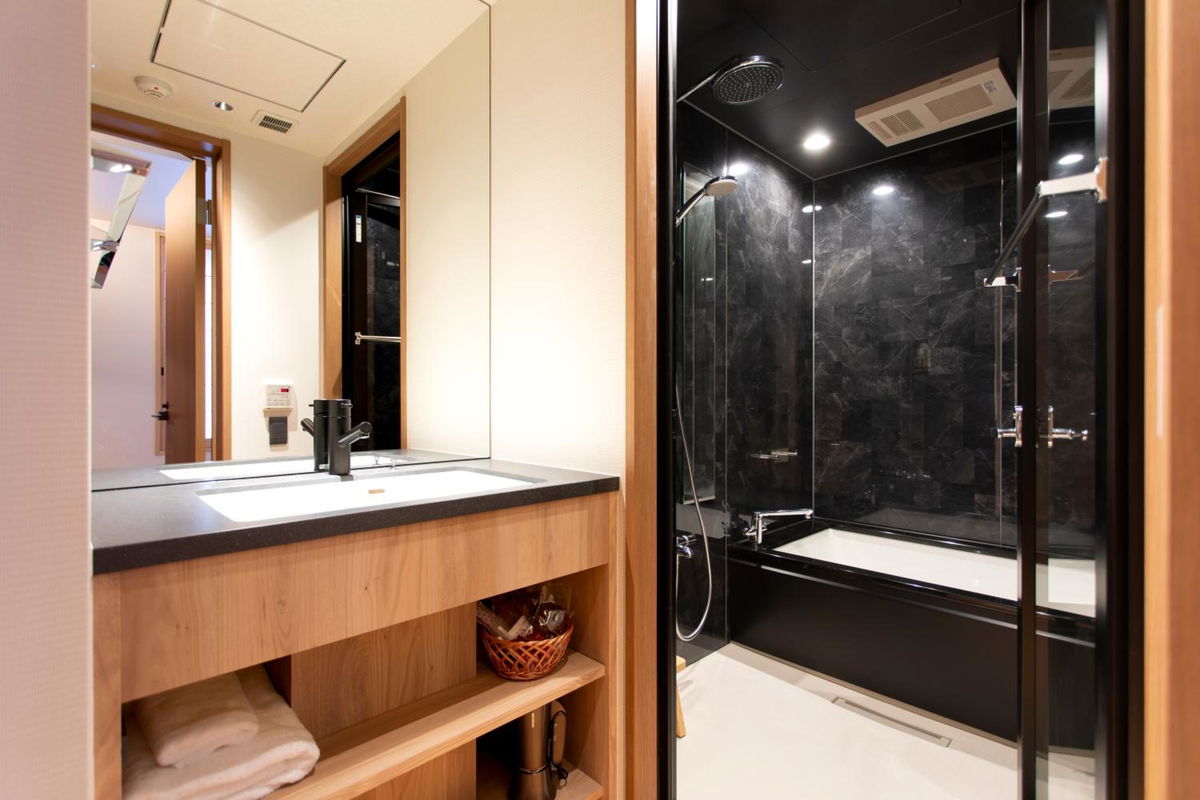Hotel Kanazawa Zoushi photo 2