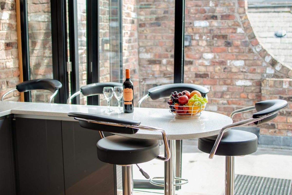 Base Serviced Apartments - Sir Thomas Street in Liverpool, GB