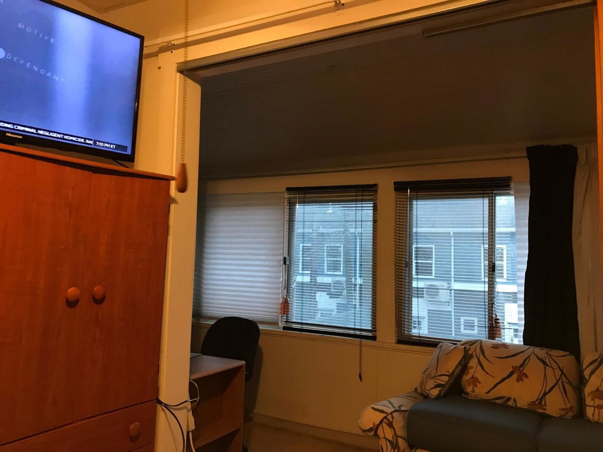 Room - Airport, Eastman Dental, UofR & Medical Ctr at Strong Hospital-Professionals Welcomed in Rochester, us