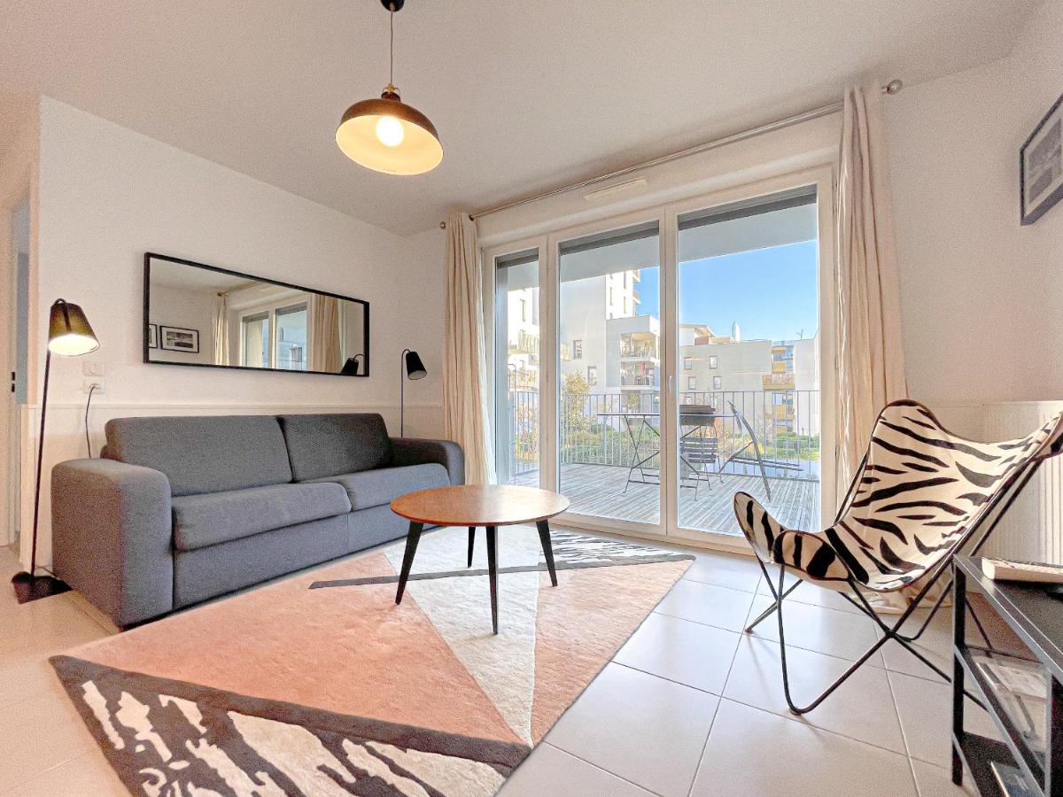 Appartements avec parking - Cite du Vin in Bordeaux, FR