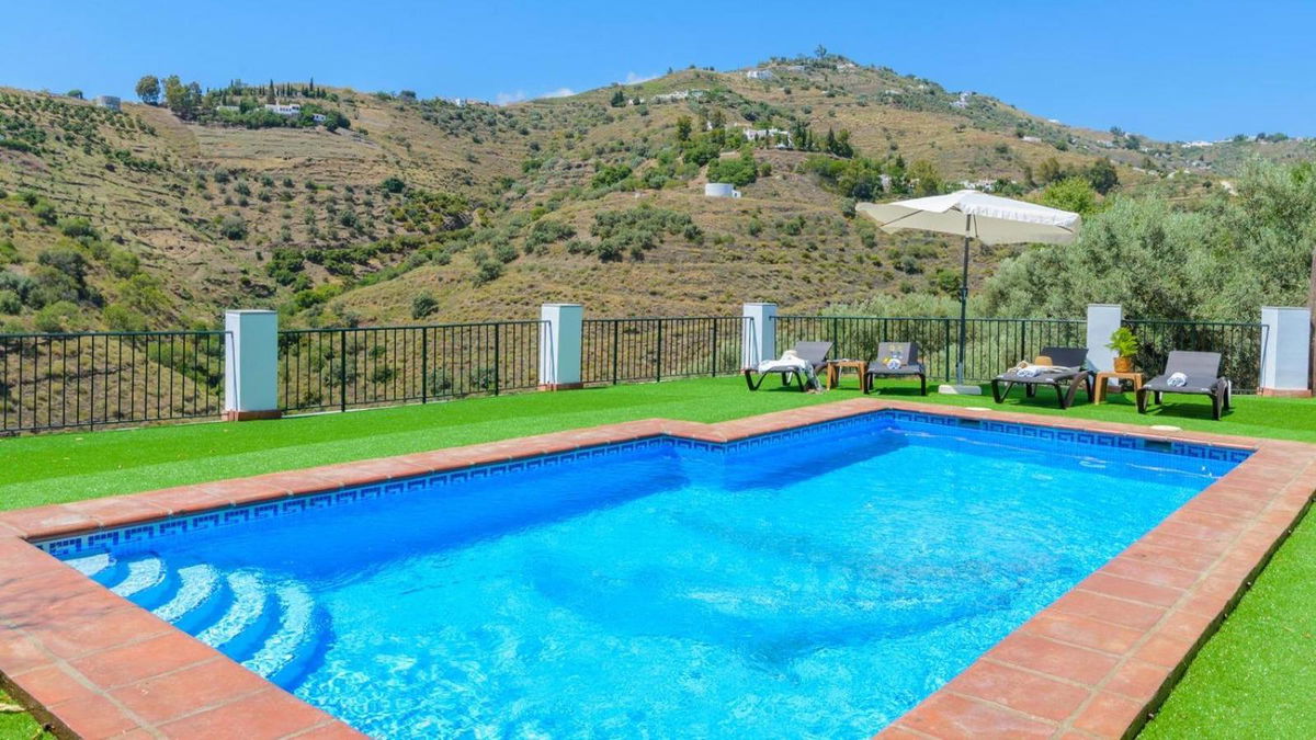 Casa Las Esparragueras Competa by Ruralidays in Cómpeta, ES