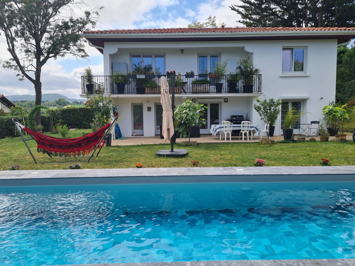 Appartement avec cuisine et grande piscine chauffée photo 2