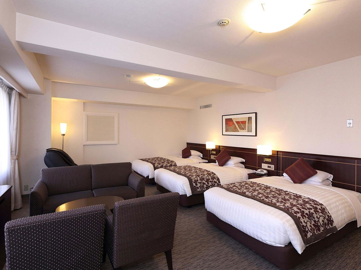 Nishitetsu Grand Hotel photo 2