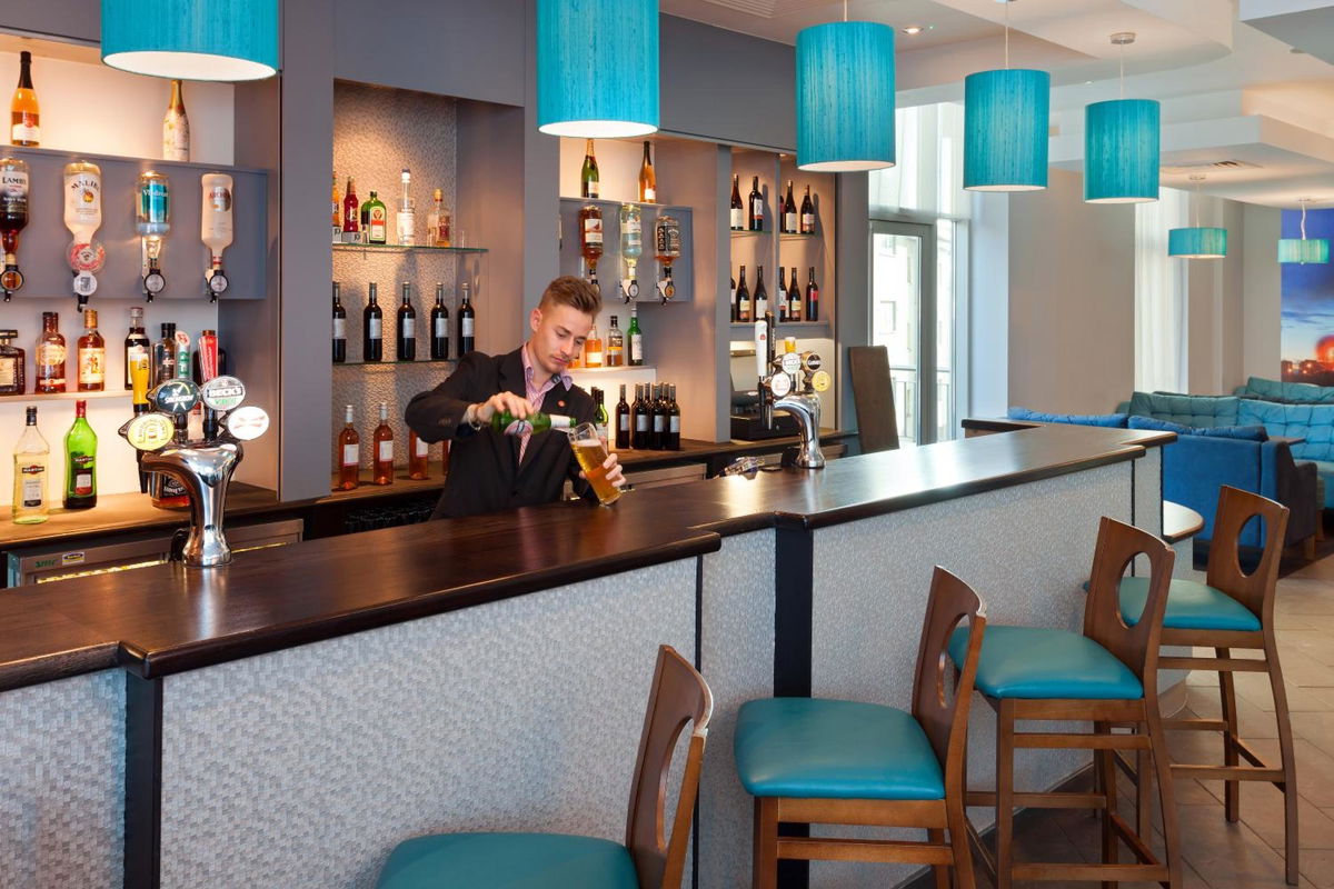 Leonardo Hotel Plymouth photo 5