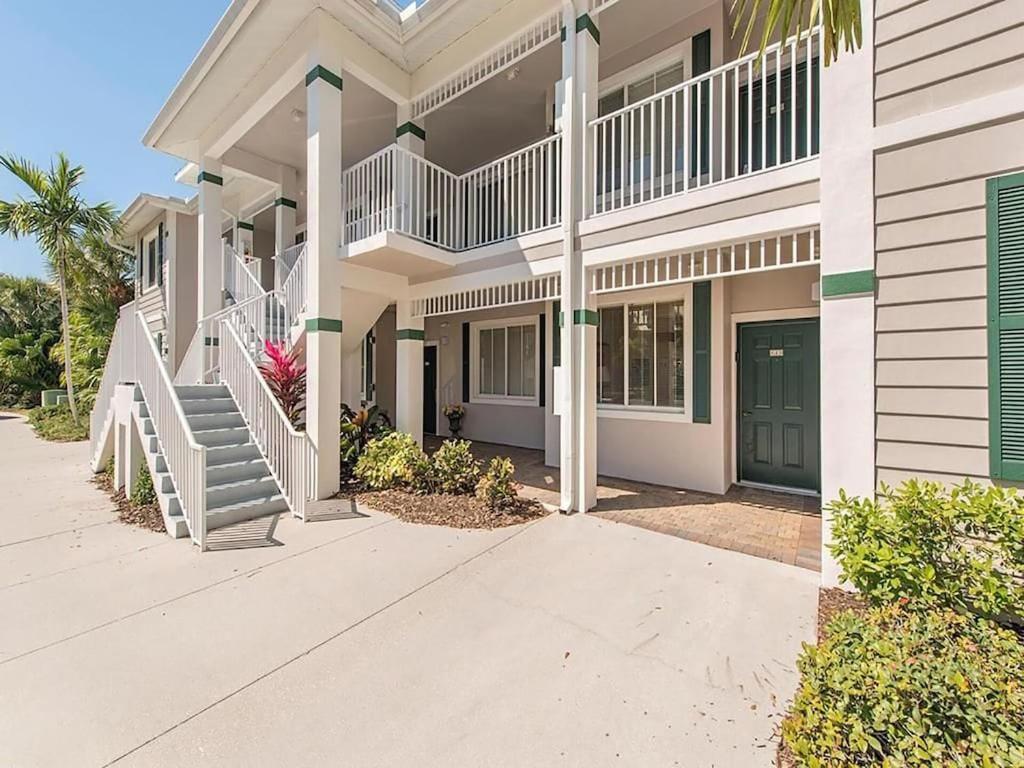 Lely Resort Naples Golf Villa, Free Golf, Heated Pool, Pickleball & Tennis in Naples, us