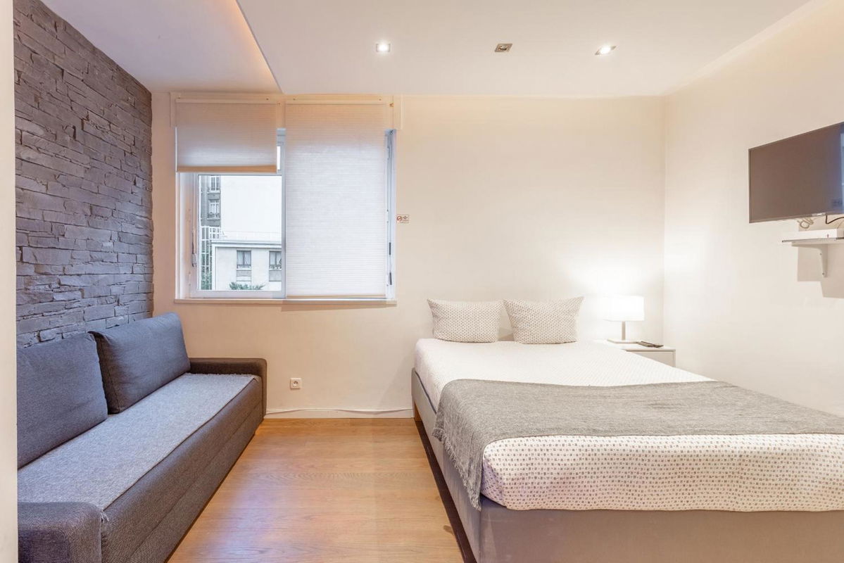 Victor Hugo Flat in Paris, FR