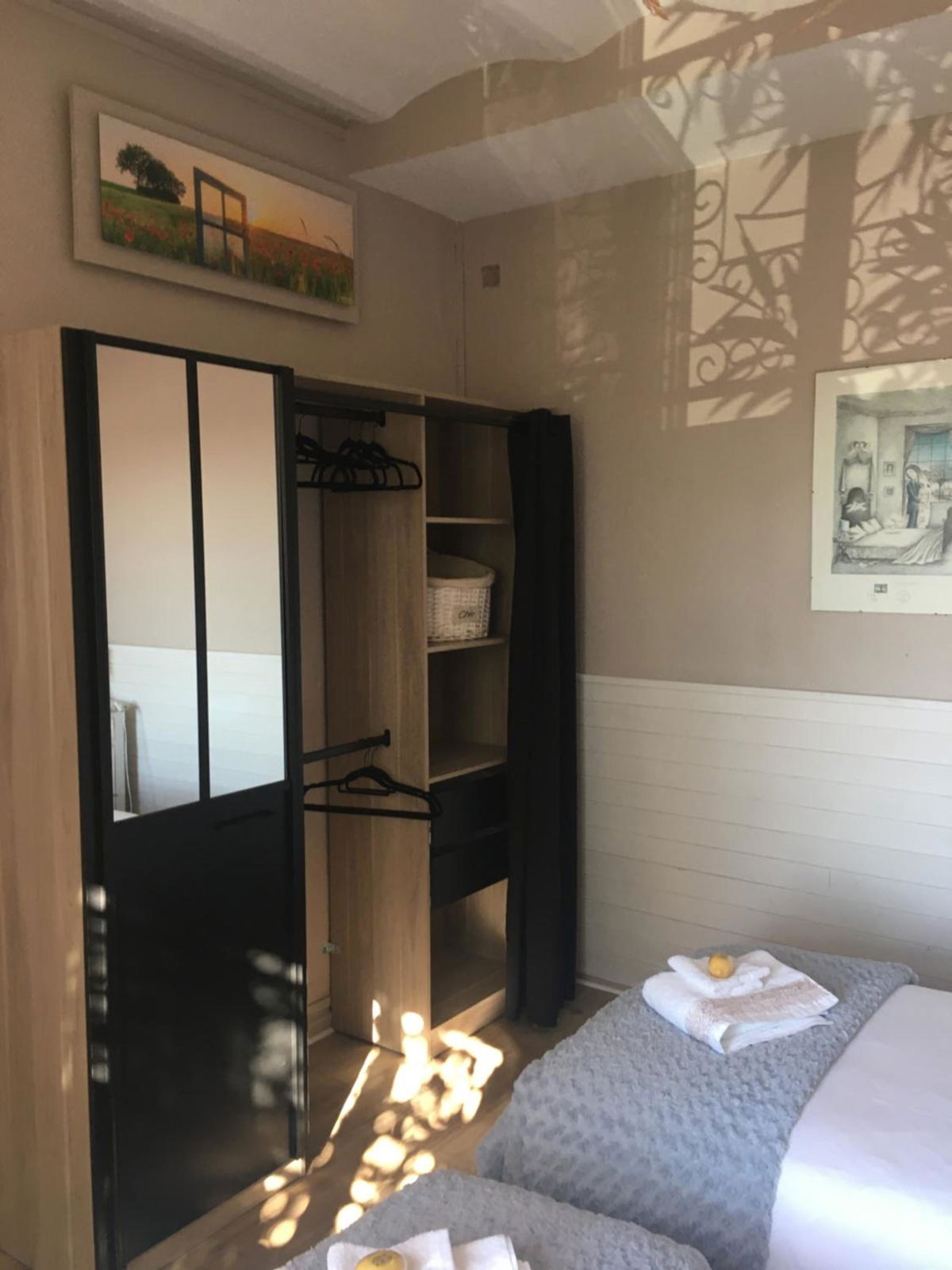 Appartement central des terres chaudes proche bord de mer photo 3