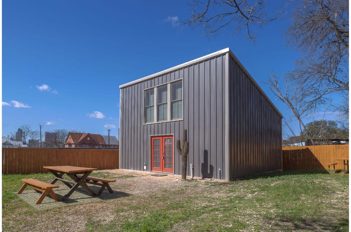 Gorgeous Guesthouse Near Amazing Downtown in San Antonio, US