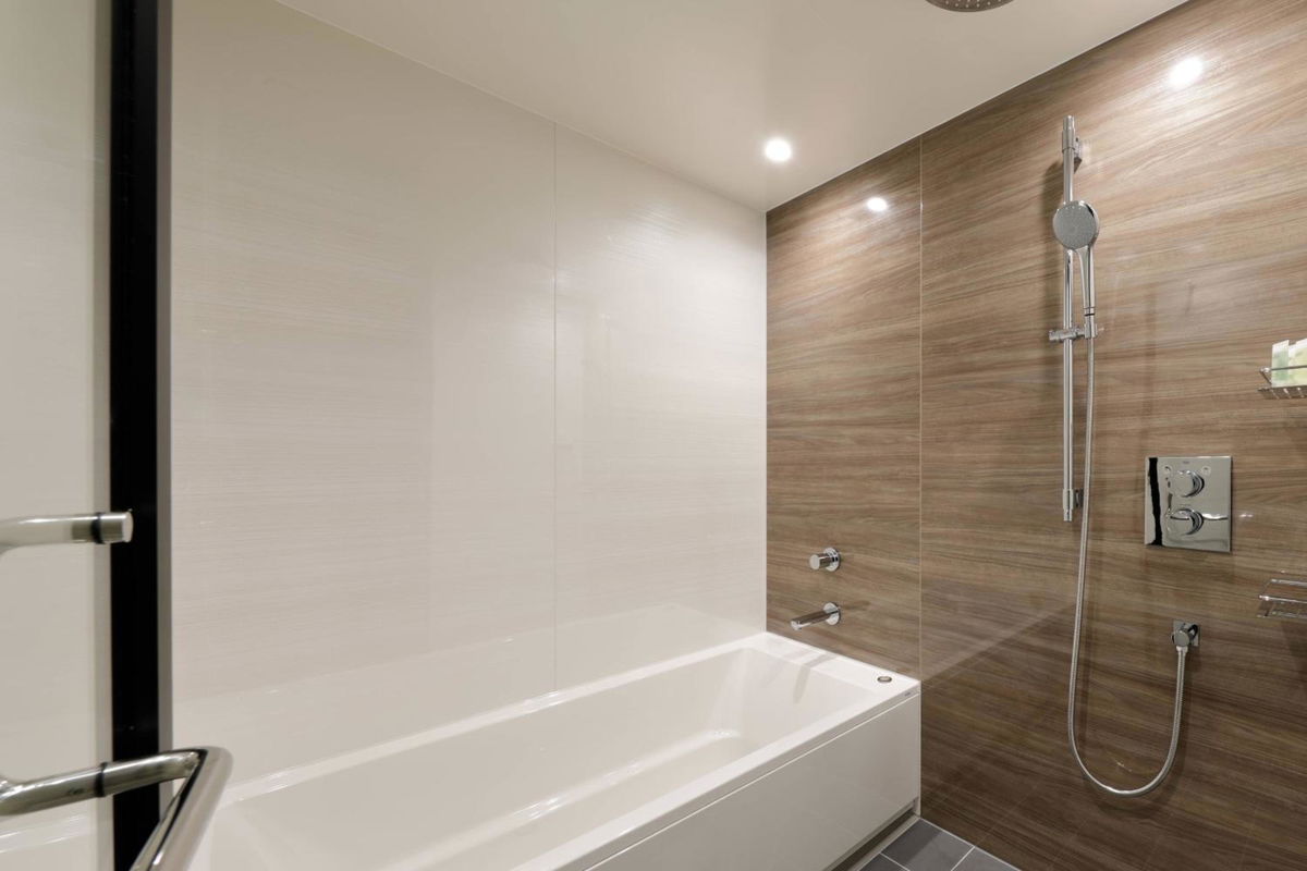 Courtyard by Marriott Osaka Honmachi photo 4