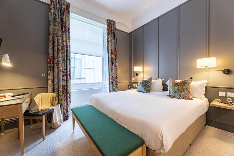 The Goodenough Hotel London photo 4