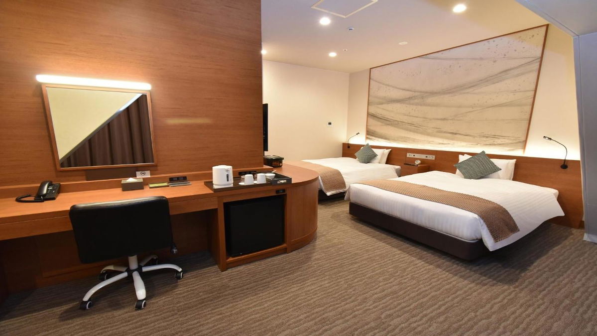 Odysis Suites Osaka Airport Hotel photo 2