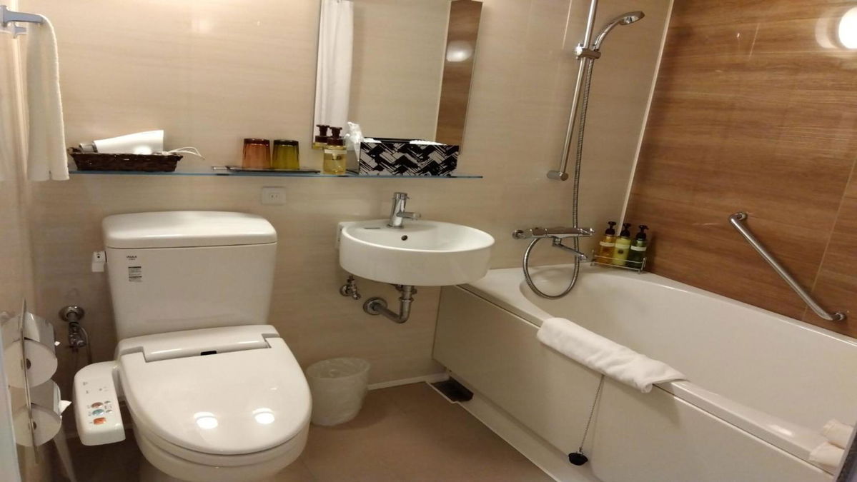 Odysis Suites Osaka Airport Hotel photo 3