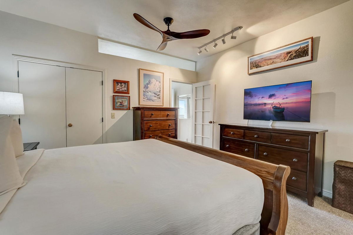 The Lodge at the Mountain Village by All Seasons Resort Lodging photo 2
