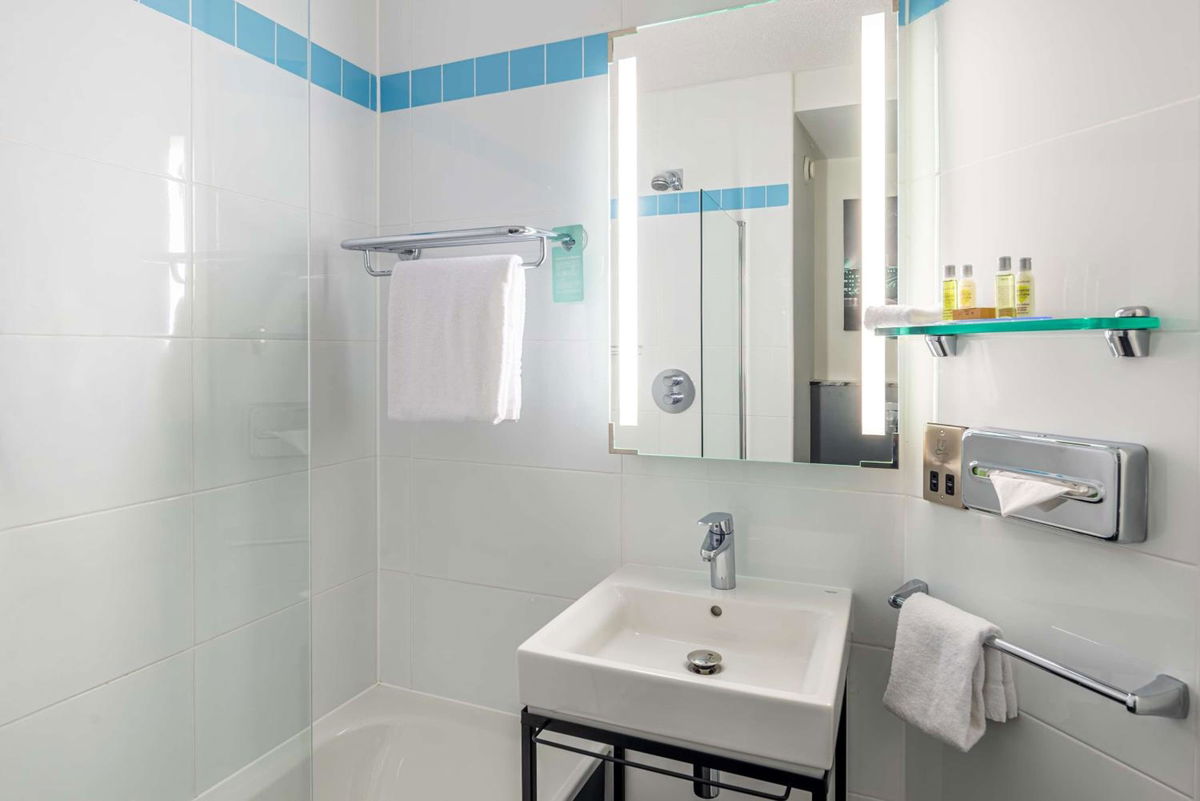 Hilton Garden Inn London Heathrow Airport photo 2