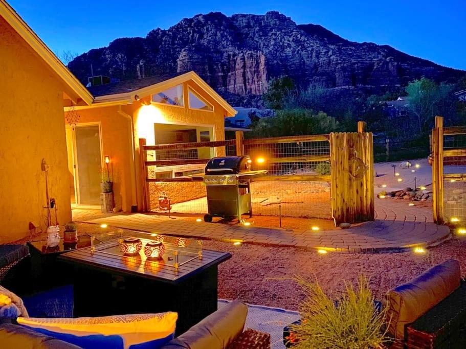 Sedona StarGazing Retreat Glowing Red Rock views in Sedona, us
