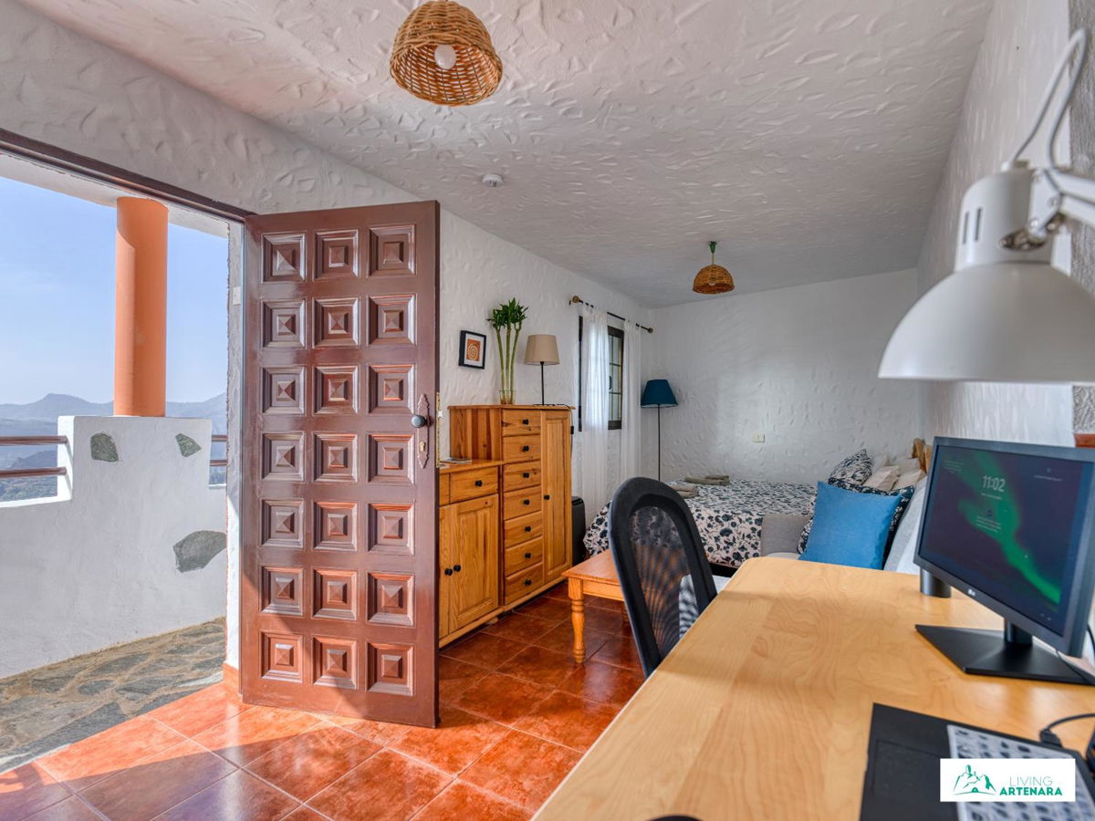 Living Artenara - EARTH Adults Only in Artenara, ES