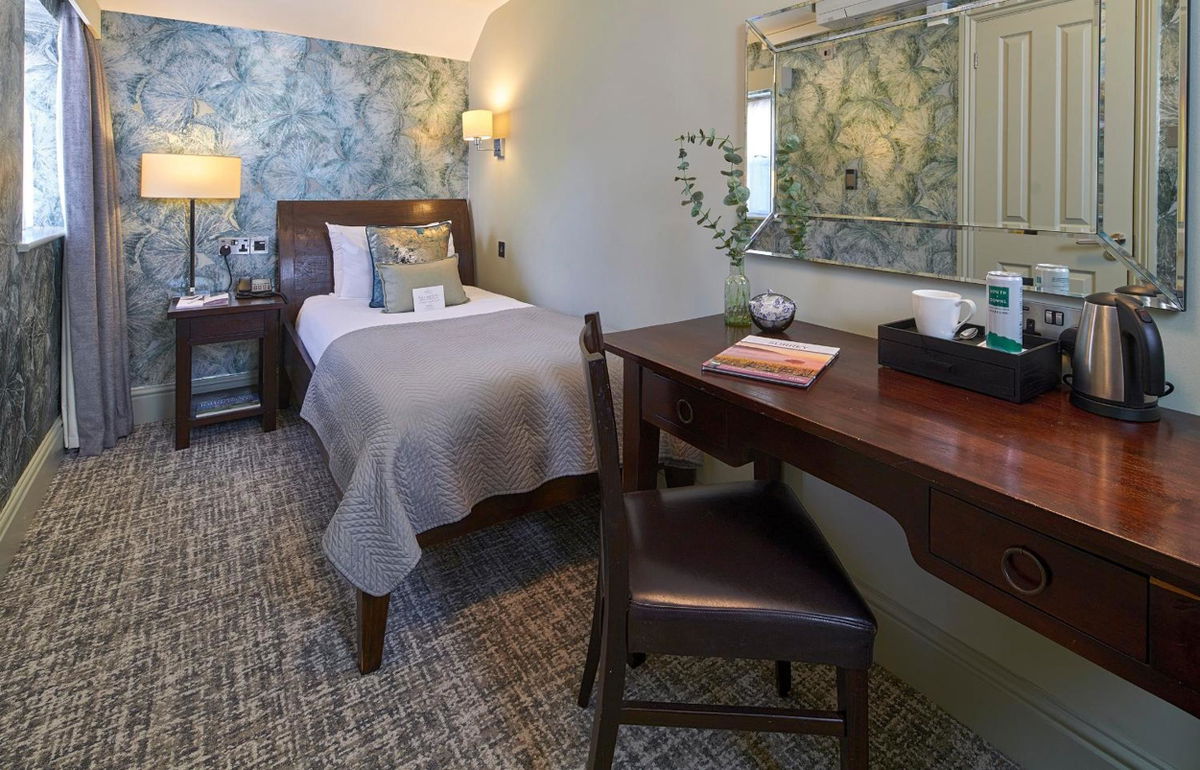 Mandolay Hotel Guildford photo 5