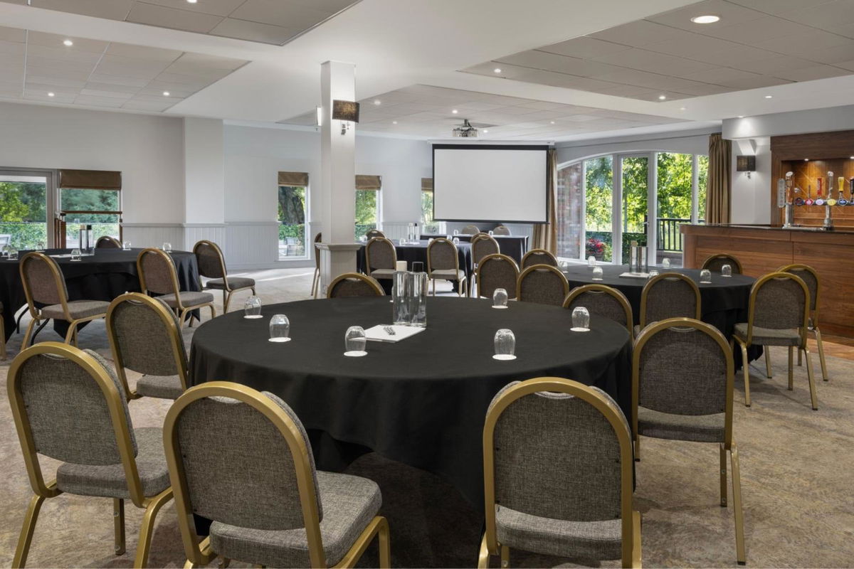Delta Hotels by Marriott Worsley Park Country Club photo 4