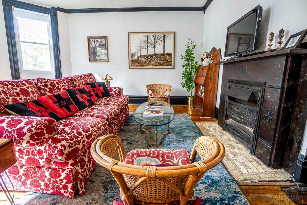 Parkside Paradise Elegant Victorian Home Just Steps from the Park photo 5