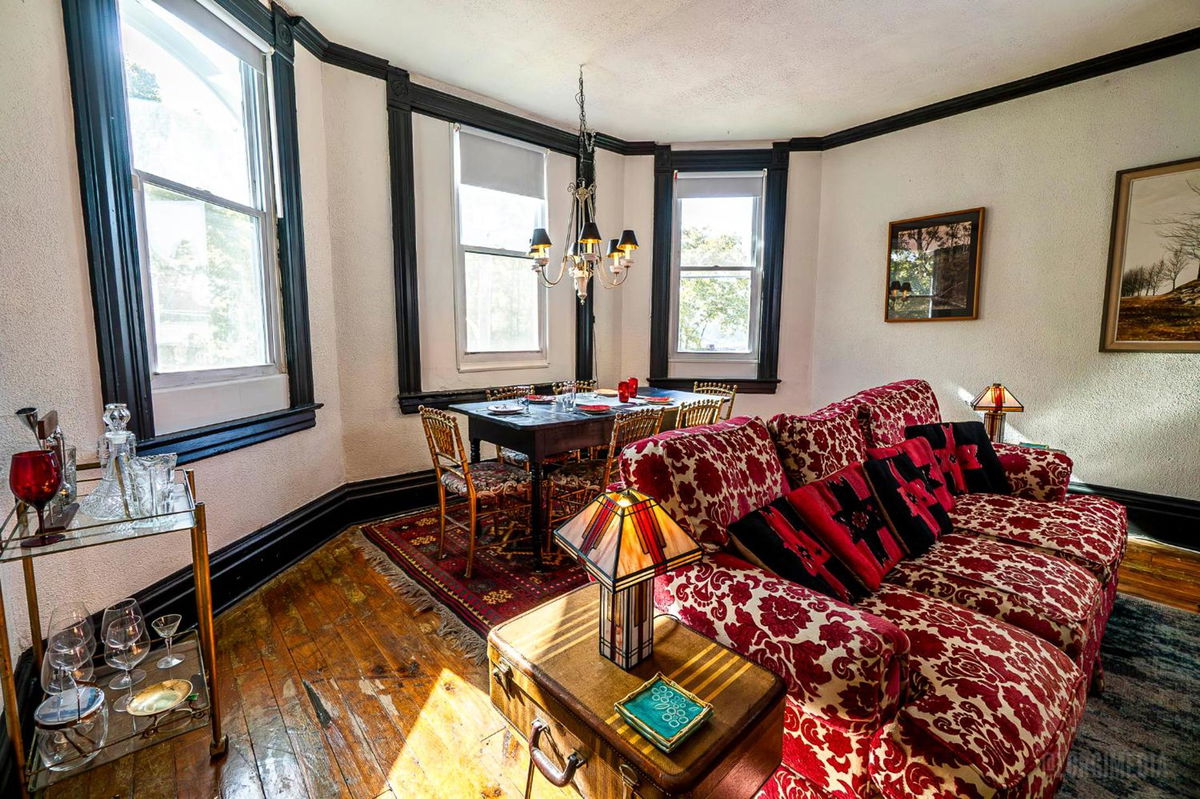 Parkside Paradise Elegant Victorian Home Just Steps from the Park photo 3