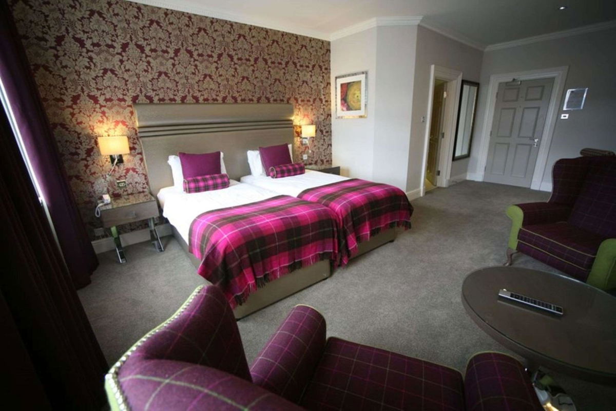 Crabwall Manor Hotel & Spa photo 2
