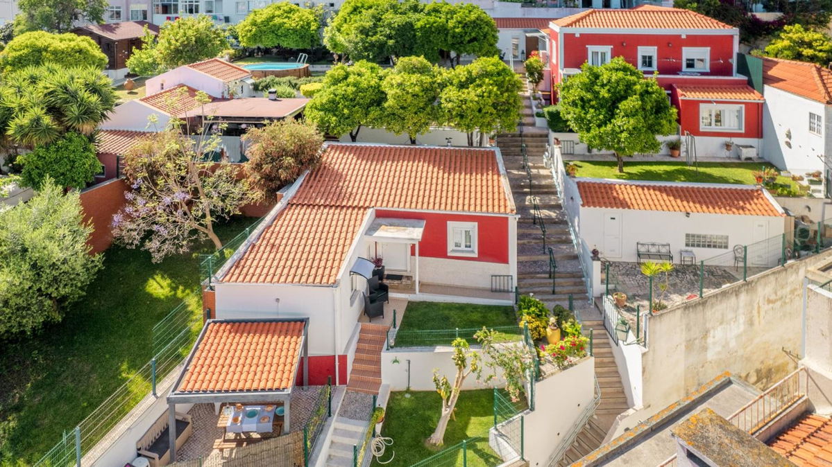 Algés Village Casa 4 by Lisbon-Coast vacation in Algés, PT