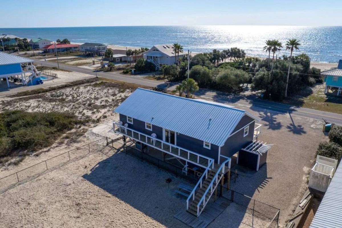 St. George Island Beach House w/ Balcony & Gulf Views