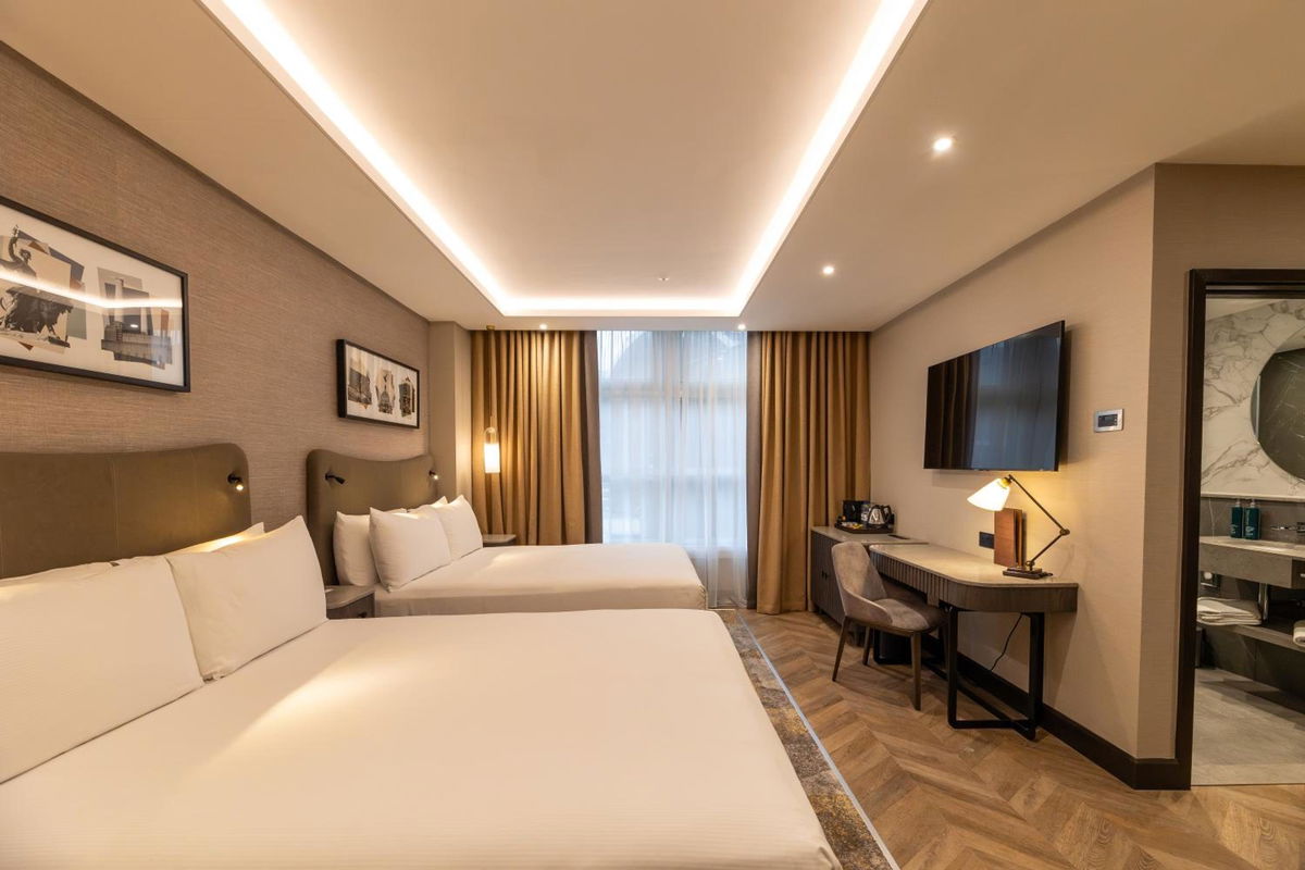 DoubleTree by Hilton London Victoria photo 5