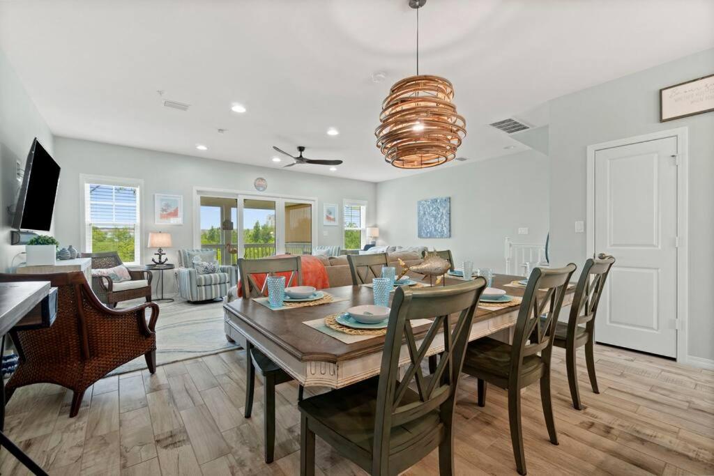 eBikes, Pool, Hot Tub, Luxury 3 bd with Games photo 5