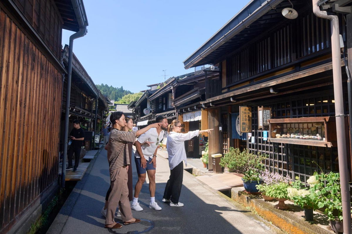 FAV LUX Hida Takayama photo 5