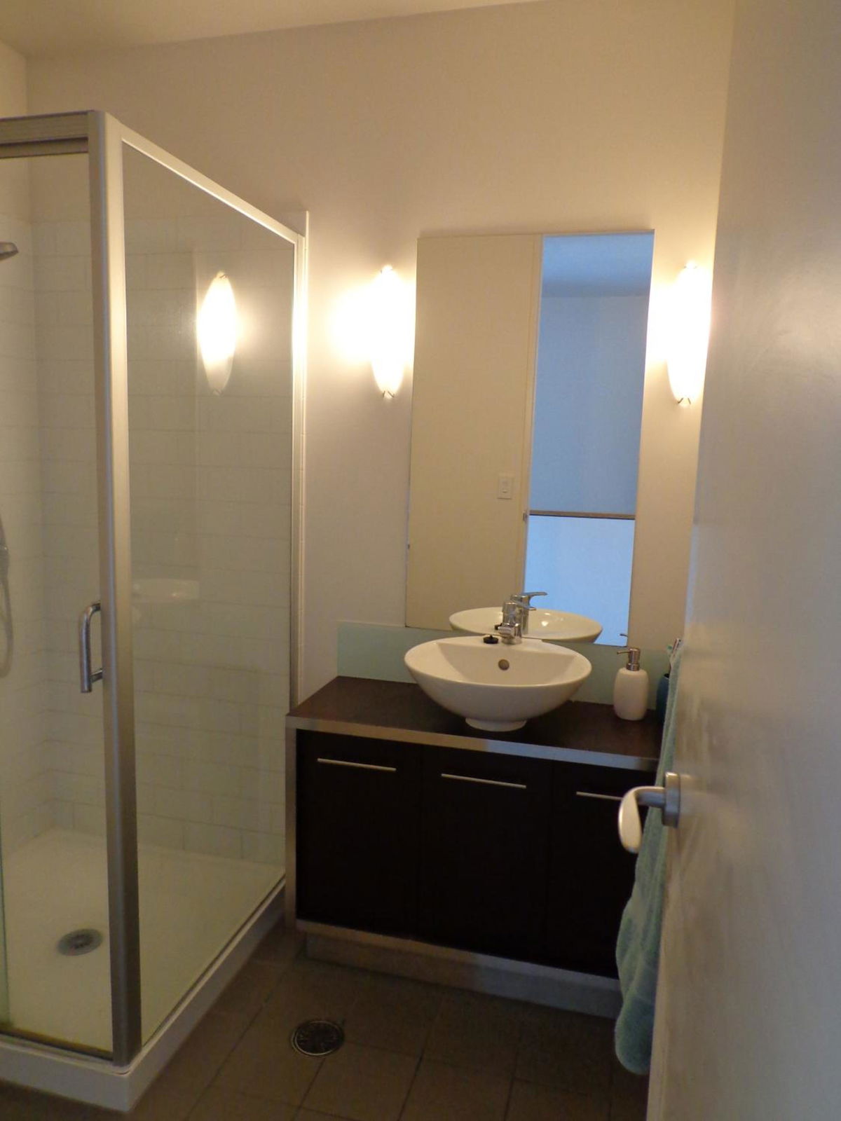 Downtown Townhouse Special photo 5