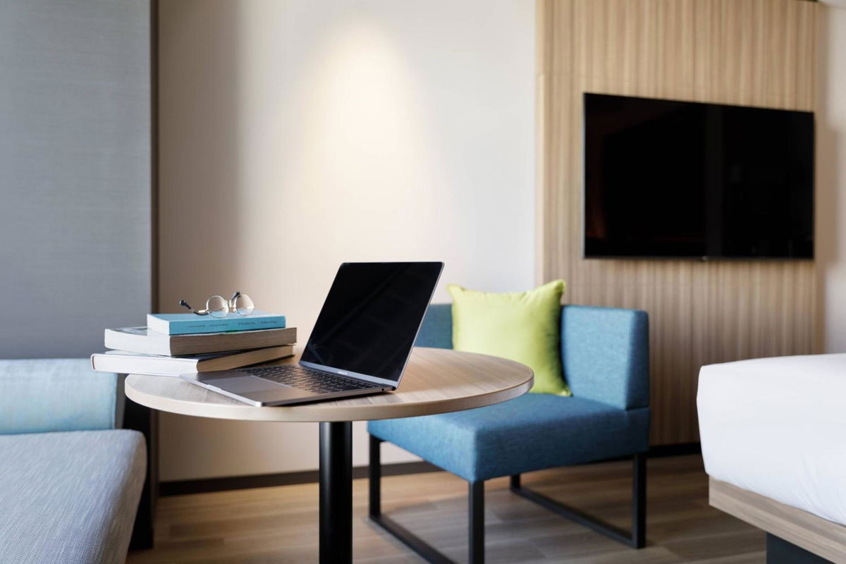 Courtyard by Marriott Osaka Honmachi photo 5