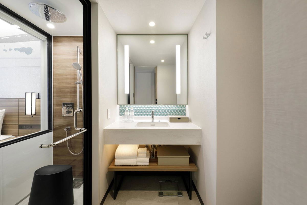 Courtyard by Marriott Osaka Honmachi photo 3