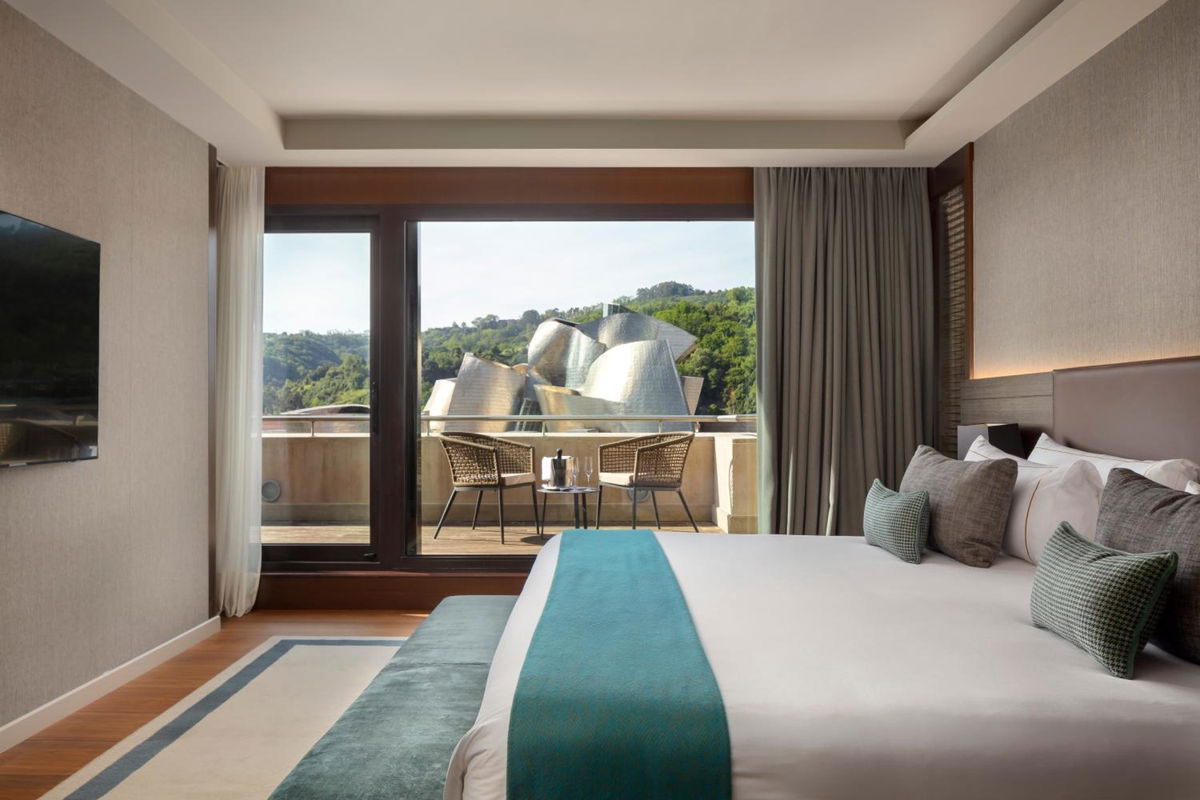 The Artist Grand Hotel of Art in Bilbao, es