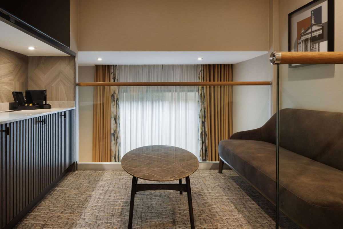 DoubleTree by Hilton London Victoria photo 4