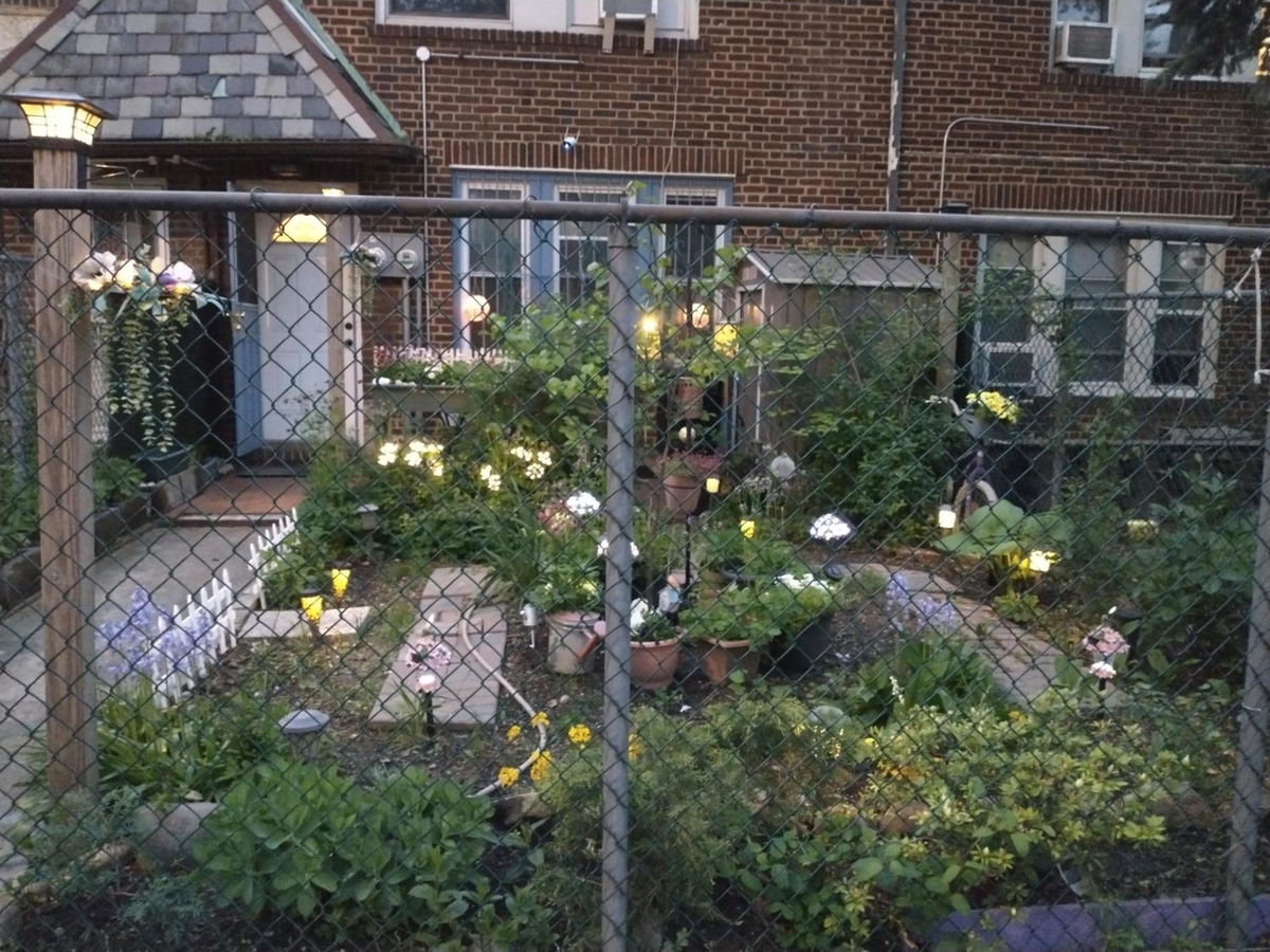 Explore New York from Queens photo 2