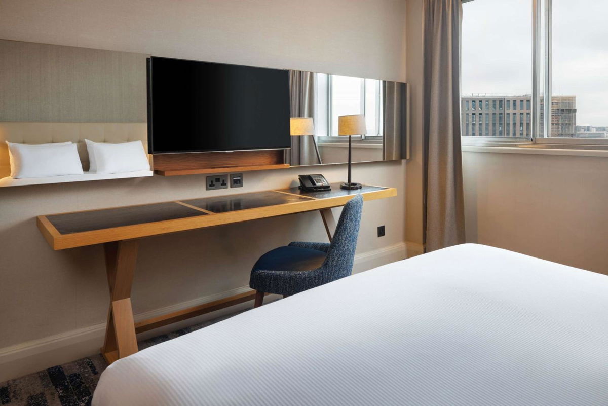 Hilton Leeds City photo 2