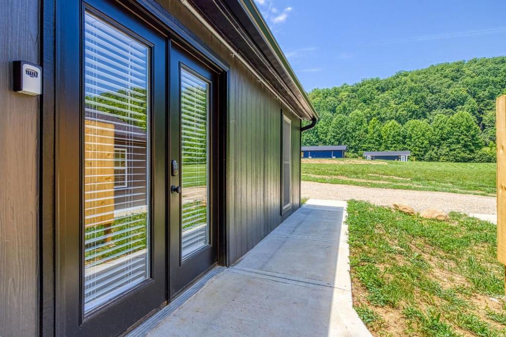 Quaint Villa, Pickleball Court, Creek, WIFI, Mountain Views, Starting at 79" photo 2